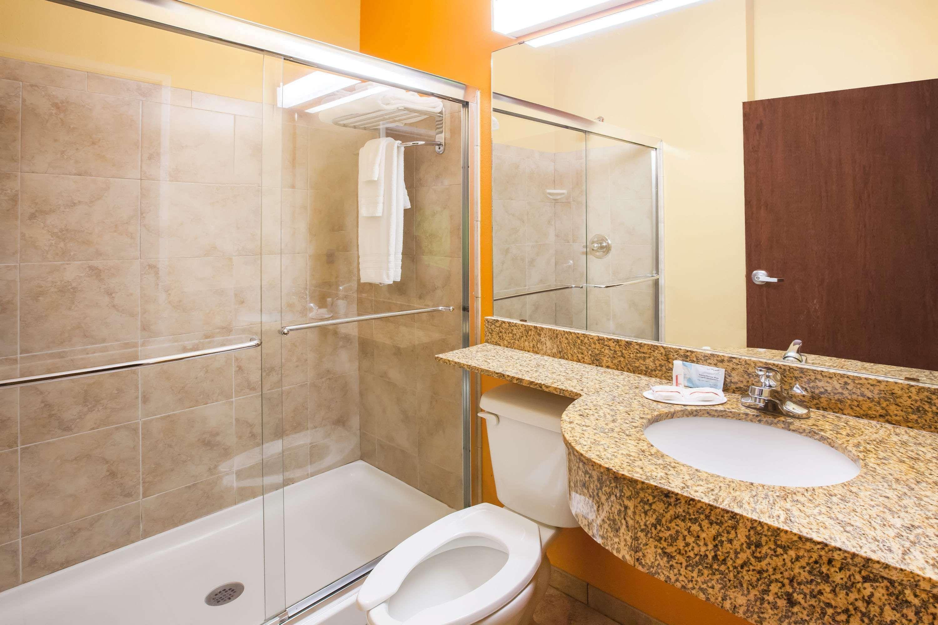 Microtel By Wyndham Hotel