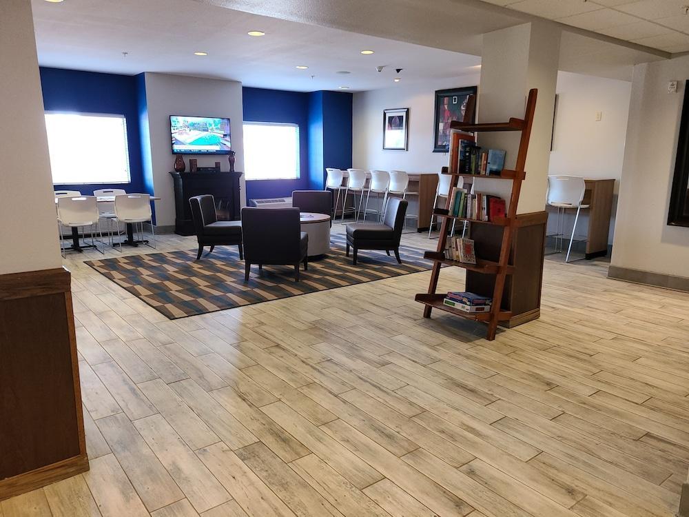 Hotel Microtel By Wyndham 3*
