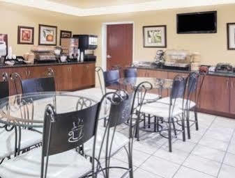 Microtel By Wyndham Hotel Stillwater